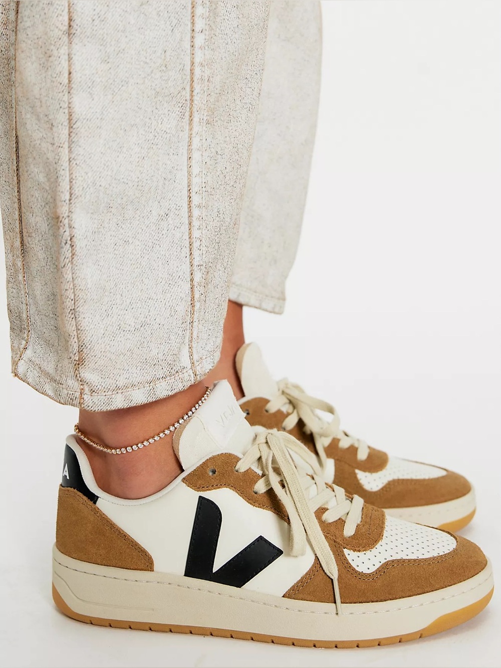 Veja V-10 Sneakers pure black tent